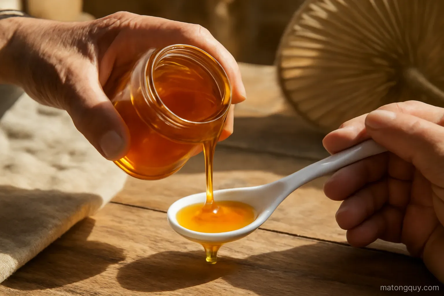 Mật ong dú Tây Ninh loãng ra: khi nào là bình thường, khi nào cần lo?